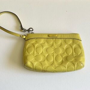 Coach Neon Yellow Patent Leather Small Wristlet / Wallet y2k great condition